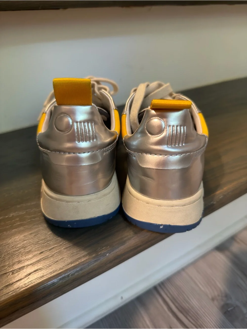 Women’s beige silver leather Sneakers with Yellow Heel Tab - Concept